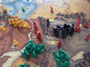 Risk The Lord Of The Rings Trilogy Edition - 4 Player Game.